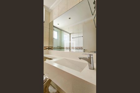 Apartamento para alugar com 95m², 3 quartos e 2 vagasBanheiro