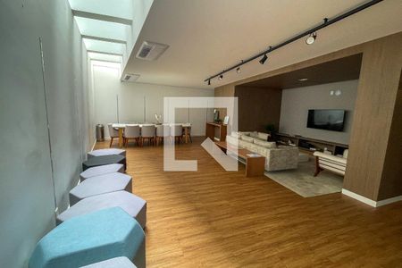 Apartamento à venda com 69m², 2 quartos e 1 vaga Apartamento à venda com 69m², 2 quartos e 1 vagaÁrea comum - Salão de festas