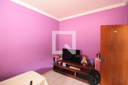 Casa à venda com 60m², 2 quartos e 2 vagasQuarto 2