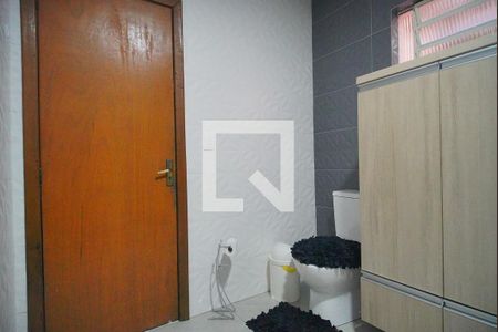 Casa à venda com 249m², 3 quartos e 2 vagas Casa à venda com 249m², 3 quartos e 2 vagasBanheiro 1