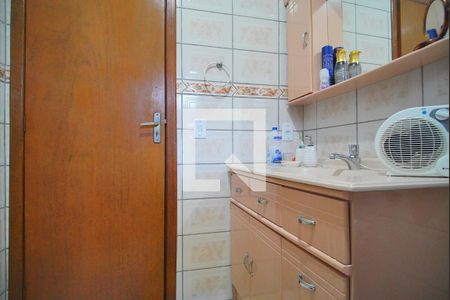 Casa à venda com 249m², 3 quartos e 2 vagas Casa à venda com 249m², 3 quartos e 2 vagasBanheiro da Suíte