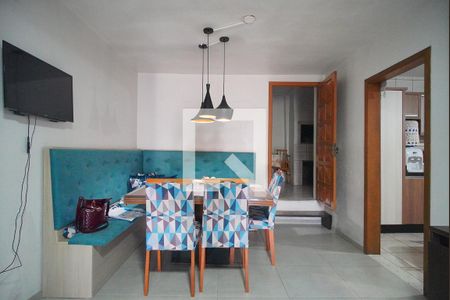 Casa à venda com 249m², 3 quartos e 2 vagas Casa à venda com 249m², 3 quartos e 2 vagasCopa