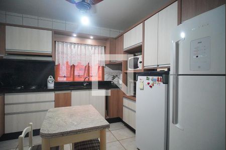 Casa à venda com 249m², 3 quartos e 2 vagas Casa à venda com 249m², 3 quartos e 2 vagasCozinha