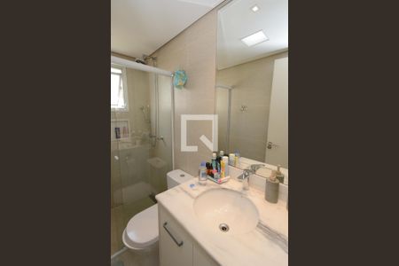 Apartamento à venda com 94m², 2 quartos e 2 vagasBanheiro da Suíte