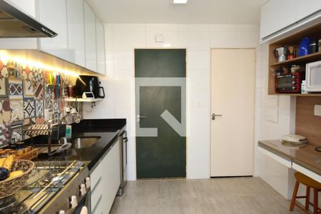 Apartamento à venda com 94m², 2 quartos e 2 vagasCozinha