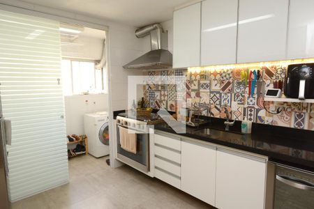Apartamento à venda com 94m², 2 quartos e 2 vagasCozinha