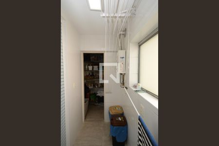 Apartamento à venda com 94m², 2 quartos e 2 vagasDespensa