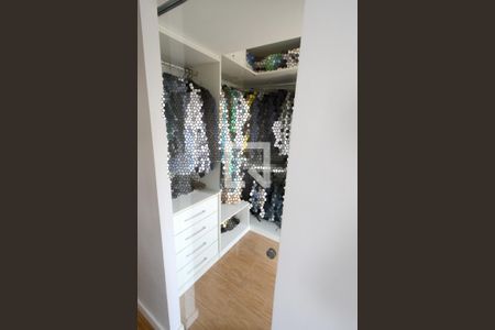 Apartamento à venda com 94m², 2 quartos e 2 vagasCloset da suíte