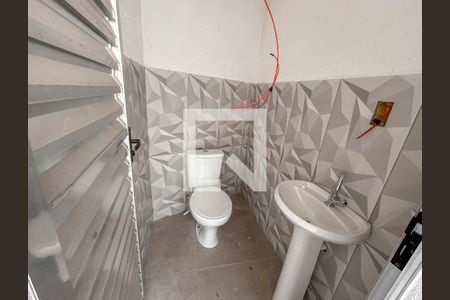 Casa à venda com 144m², 2 quartos e 3 vagasBanheiro de serviço