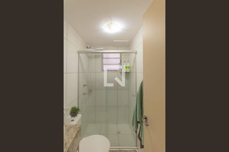 Apartamento à venda com 44m², 2 quartos e 1 vaga Apartamento à venda com 44m², 2 quartos e 1 vagaBanheiro