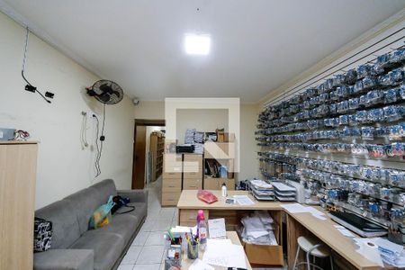 Casa à venda com 125m², 3 quartos e 2 vagasSuíte