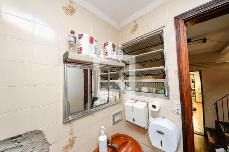 Casa à venda com 125m², 3 quartos e 2 vagasBanheiro 1