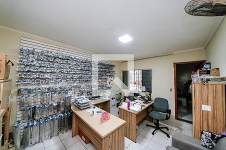 Casa à venda com 125m², 3 quartos e 2 vagasSuíte