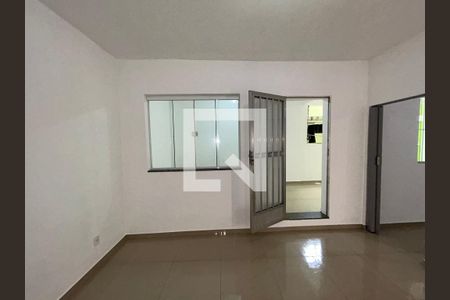 Sala de casa para alugar com 2 quartos, 100m² em Vila Valqueire, Rio de Janeiro