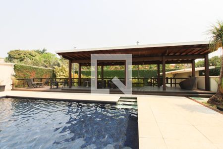 Casa à venda com 450m², 5 quartos e 6 vagasPiscina