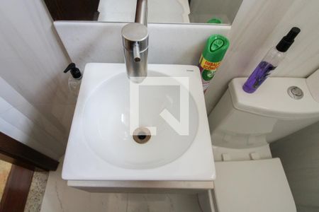 Casa à venda com 450m², 5 quartos e 6 vagasLavabo