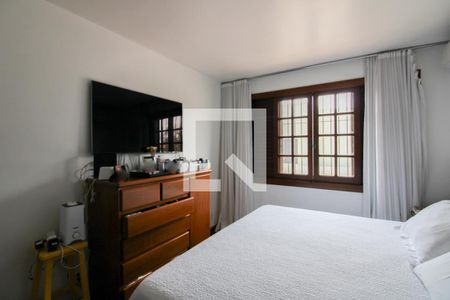 Casa à venda com 450m², 5 quartos e 6 vagasSuíte 1