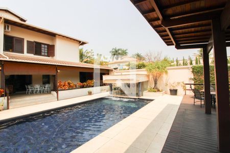 Casa à venda com 450m², 5 quartos e 6 vagasPiscina