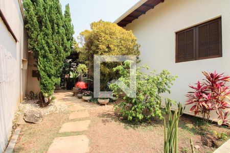 Casa à venda com 450m², 5 quartos e 6 vagasJardim