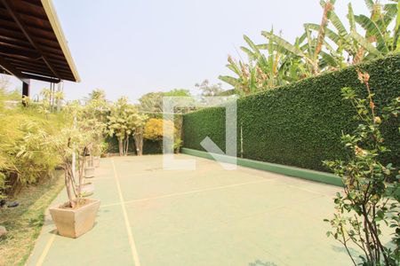 Casa à venda com 450m², 5 quartos e 6 vagasQuadra