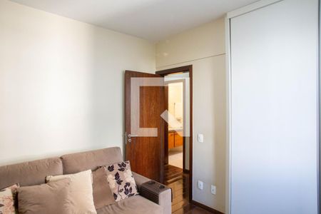 Apartamento à venda com 138m², 4 quartos e 2 vagasSala de TV