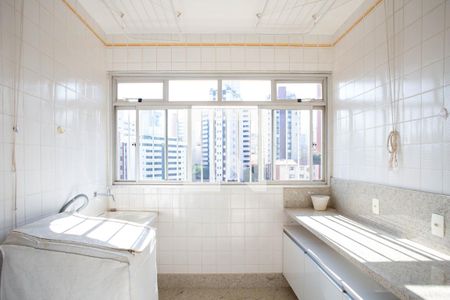 Apartamento à venda com 138m², 4 quartos e 2 vagasÁrea de Serviço