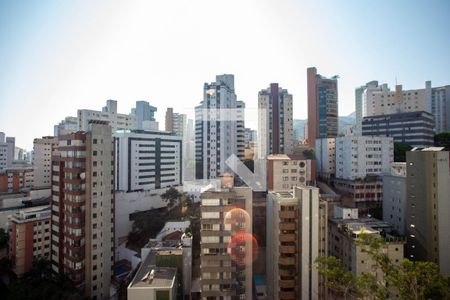Apartamento à venda com 138m², 4 quartos e 2 vagasÁrea de Serviço