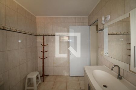 Casa à venda com 130m², 3 quartos e 2 vagasBanheiro 1