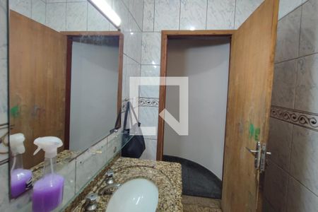 Casa à venda com 280m², 3 quartos e 6 vagasBanheiro Social