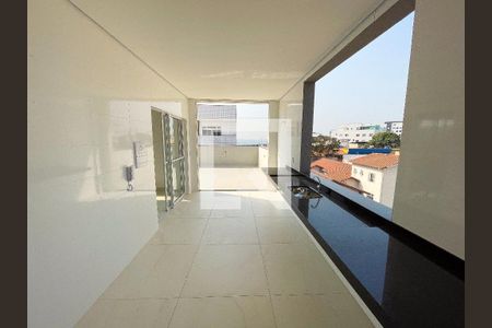 Apartamento à venda com 170m², 3 quartos e 2 vagasCozinha