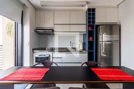 Cozinha de apartamento para alugar com 1 quarto, 70m² em Sumarezinho, São Paulo