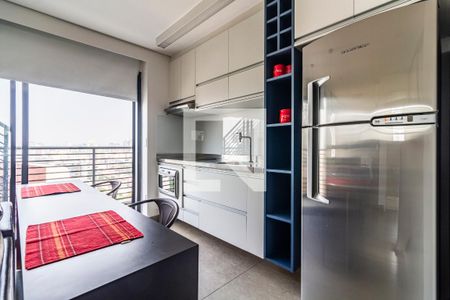 Cozinha de apartamento para alugar com 1 quarto, 70m² em Sumarezinho, São Paulo