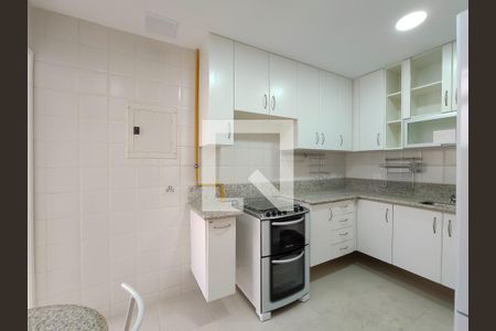 Apartamento à venda com 138m², 4 quartos e 2 vagasCozinha