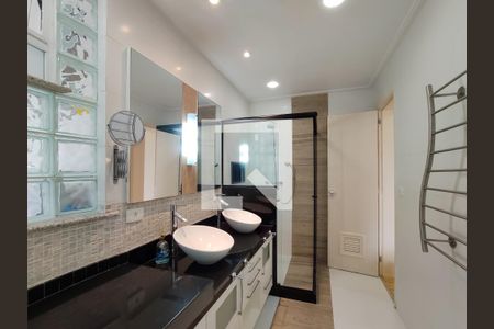 Apartamento à venda com 138m², 4 quartos e 2 vagasBanheiro da Suíte