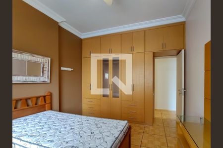 Apartamento à venda com 138m², 4 quartos e 2 vagasQuarto 2