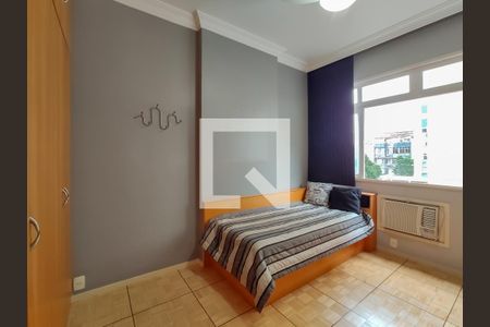 Apartamento à venda com 138m², 4 quartos e 2 vagasQuarto 3