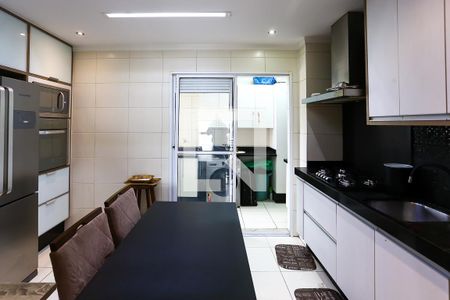 Apartamento à venda com 97m², 3 quartos e 2 vagasCozinha