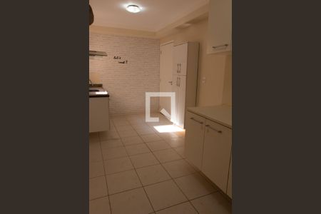 Apartamento para alugar com 132m², 3 quartos e 2 vagas Apartamento para alugar com 132m², 3 quartos e 2 vagasCOZINHA