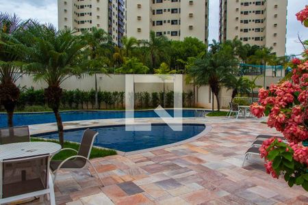 Apartamento para alugar com 132m², 3 quartos e 2 vagas Apartamento para alugar com 132m², 3 quartos e 2 vagasÁREA COMUM - PISCINA