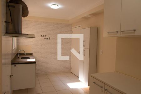 Apartamento para alugar com 132m², 3 quartos e 2 vagas Apartamento para alugar com 132m², 3 quartos e 2 vagasCOZINHA