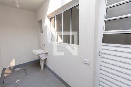 Casa para alugar com 50m², 1 quarto e sem vagaÁrea de Serviço