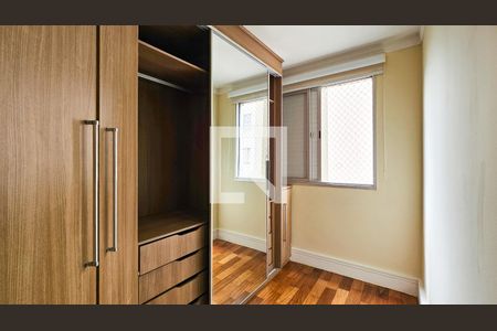 Apartamento para alugar com 70m², 3 quartos e 2 vagasQuarto 3