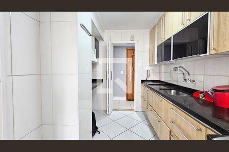 Apartamento para alugar com 70m², 3 quartos e 2 vagasCozinha