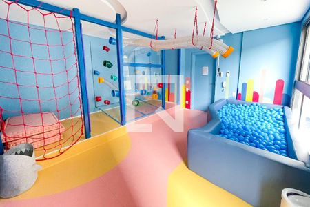 Studio à venda com 25m², 1 quarto e sem vaga Studio à venda com 25m², 1 quarto e sem vagaBrinquedoteca