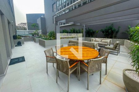 Studio à venda com 25m², 1 quarto e sem vaga Studio à venda com 25m², 1 quarto e sem vagaÁrea comum