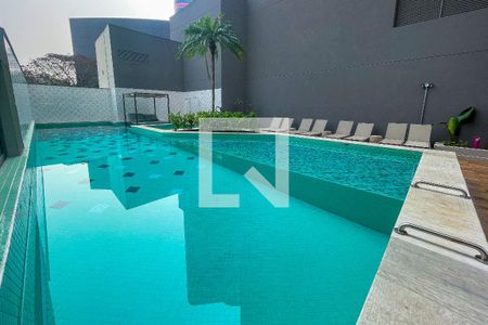 Studio à venda com 25m², 1 quarto e sem vaga Studio à venda com 25m², 1 quarto e sem vagaÁrea comum - Piscina