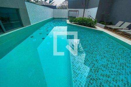 Studio à venda com 25m², 1 quarto e sem vaga Studio à venda com 25m², 1 quarto e sem vagaÁrea comum - Piscina