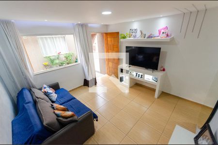 Sala de casa de condomínio para alugar com 2 quartos, 70m² em Vila Clarice, São Paulo