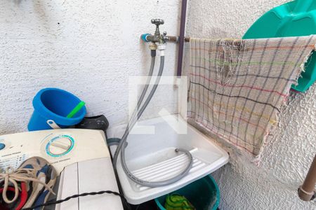 Casa de condomínio à venda com 50m², 2 quartos e 1 vaga Casa de condomínio à venda com 50m², 2 quartos e 1 vagaLavanderia