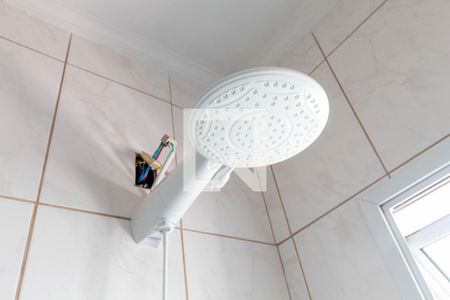 Casa de condomínio à venda com 50m², 2 quartos e 1 vaga Casa de condomínio à venda com 50m², 2 quartos e 1 vagaChuveiro